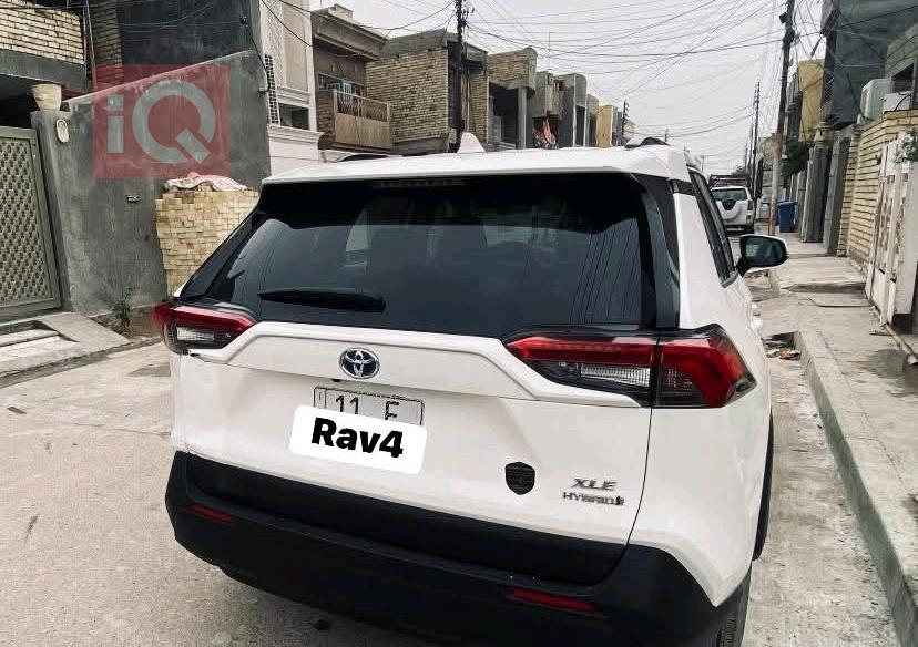 تويوتا راف 4